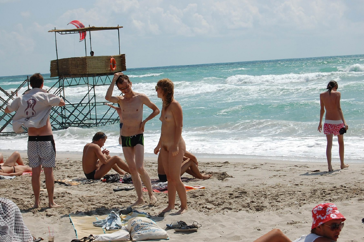 Bild 74912 von Schambereich in Kategorie Public Nude