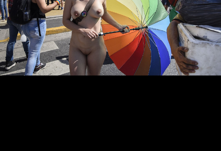Bild 75608 von Schambereich in Kategorie Public Nude