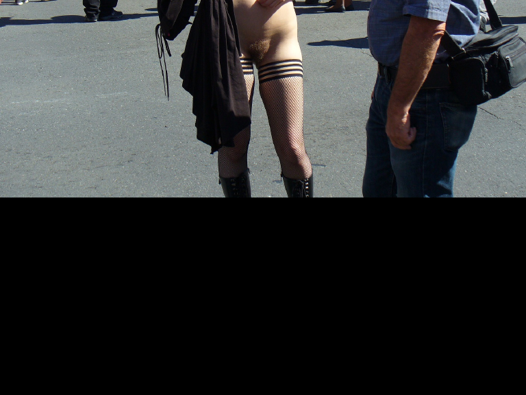 Bild 76656 von Schambereich in Kategorie Public Nude