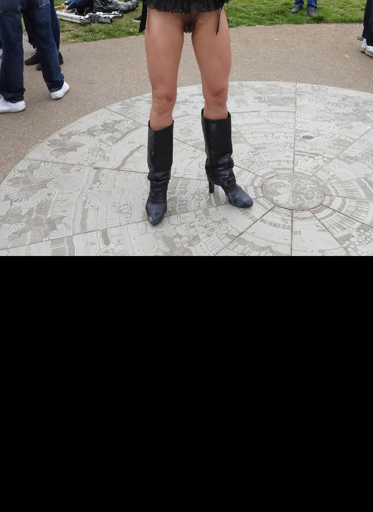 Bild 72768 von Schambereich in Kategorie Public Nude