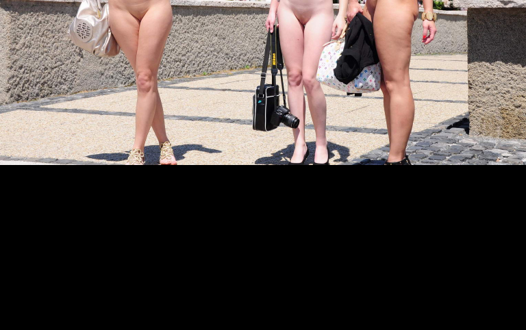 Bild 70022 von Schambereich in Kategorie Public Nude