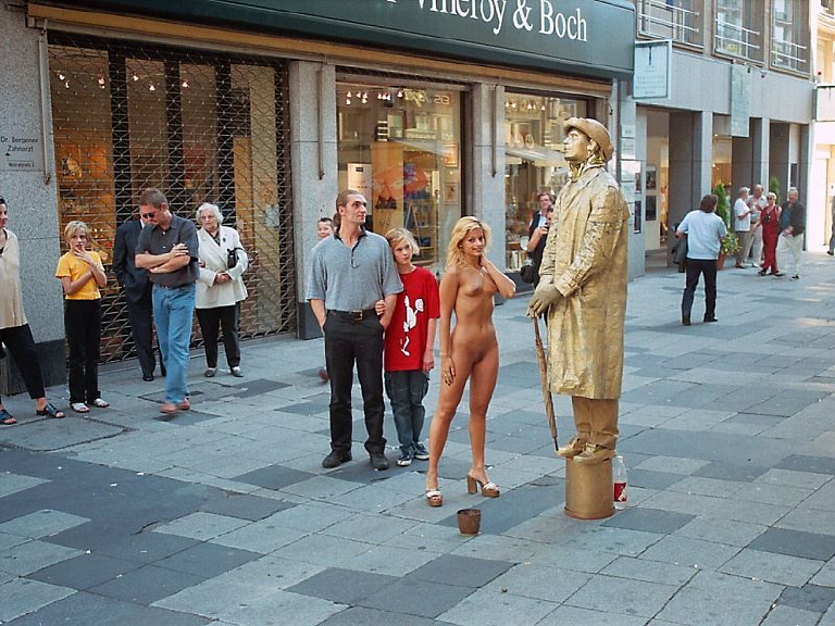 Bild 71537 von Schambereich in Kategorie Public Nude