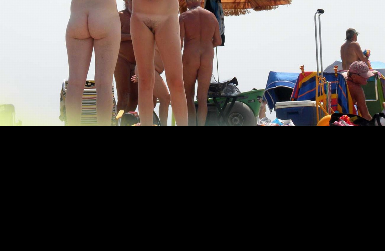 Bild 62078 von Schambereich in Kategorie Public Nude