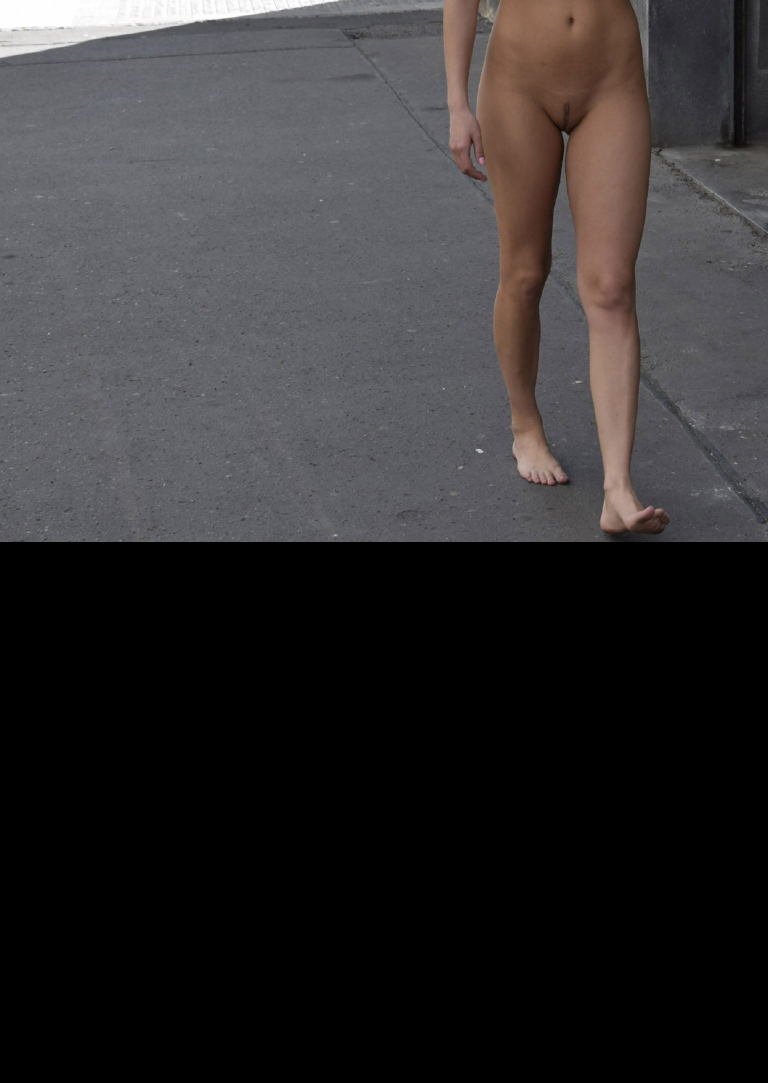 Bild 75892 von Schambereich in Kategorie Public Nude