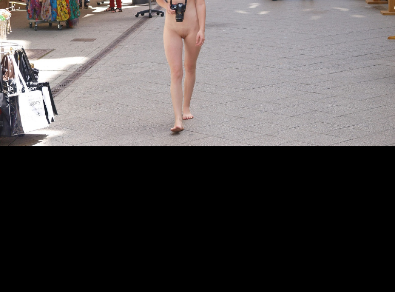 Bild 71190 von Schambereich in Kategorie Public Nude