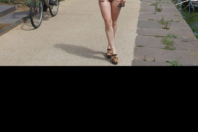 Bild 72837 von Schambereich in Kategorie Public Nude