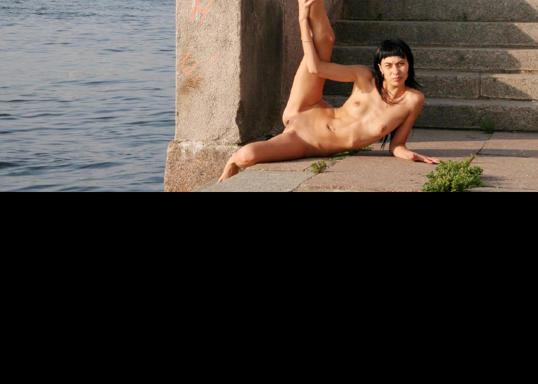 Bild 75242 von Schambereich in Kategorie Public Nude