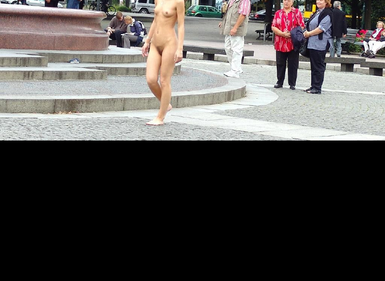 Bild 70419 von Schambereich in Kategorie Public Nude