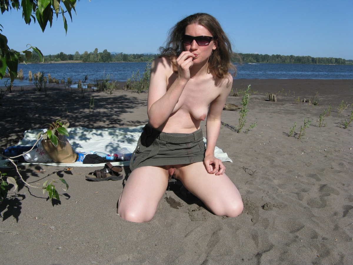 Bild 68887 von Schambereich in Kategorie Public Nude