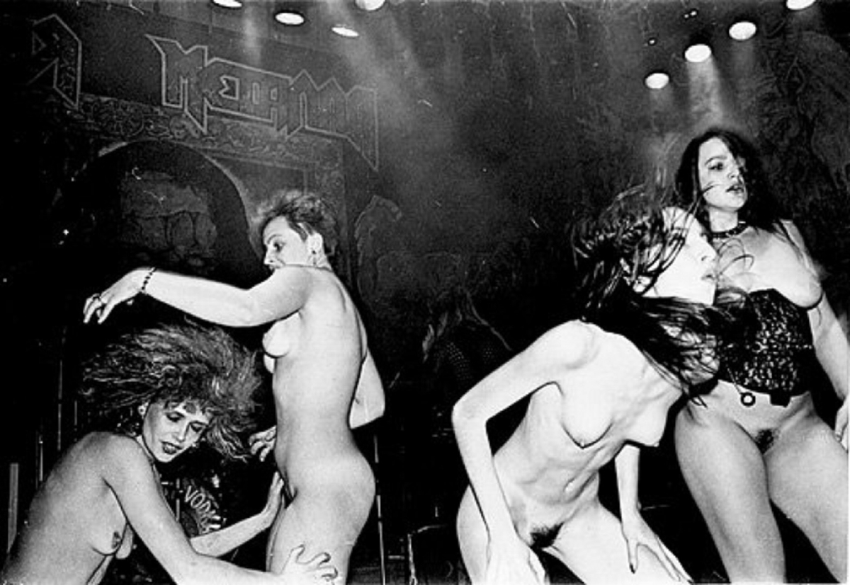 Bild 73489 von Schambereich in Kategorie Public Nude