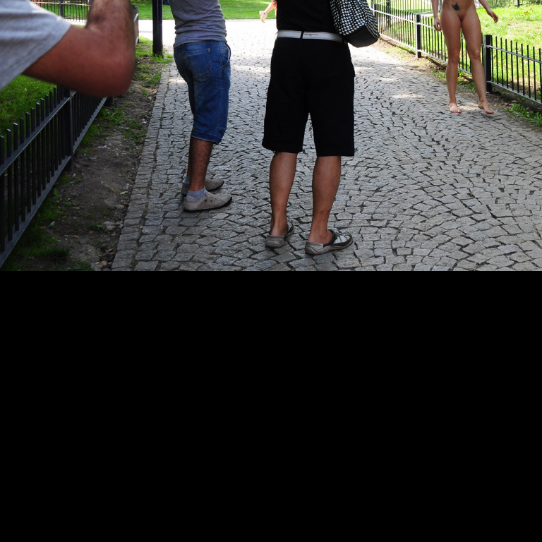Bild 74843 von Schambereich in Kategorie Public Nude