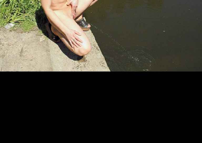 Bild 76369 von Schambereich in Kategorie Public Nude