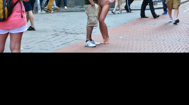 Bild 76291 von Schambereich in Kategorie Public Nude