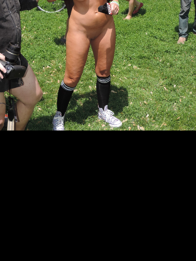 Bild 70717 von Schambereich in Kategorie Public Nude