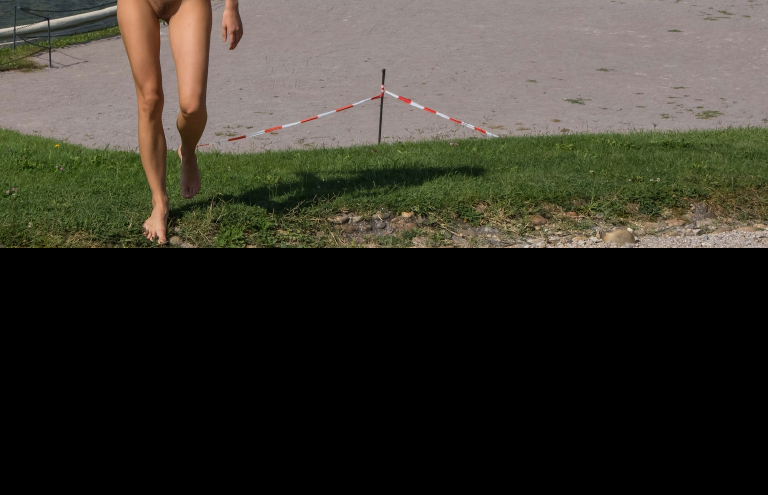Bild 78981 von Schambereich in Kategorie Public Nude