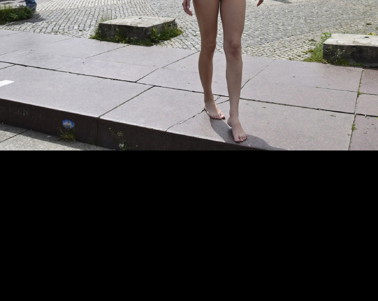 Bild 76221 von Schambereich in Kategorie Public Nude