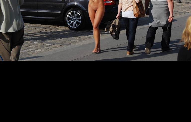 Bild 77611 von Schambereich in Kategorie Public Nude