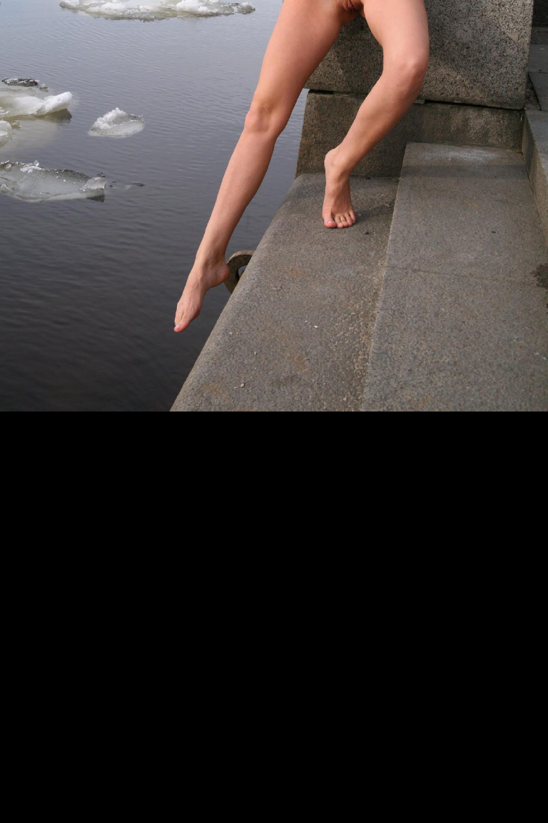Bild 79057 von Schambereich in Kategorie Public Nude