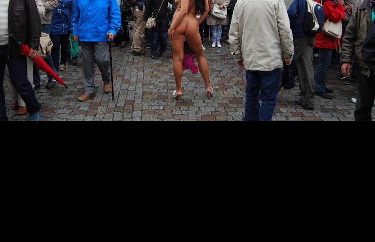 Bild 75174 von Schambereich in Kategorie Public Nude