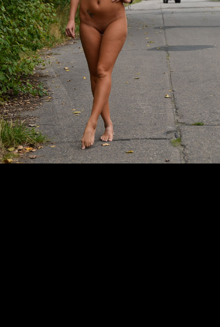 Bild 75131 von Schambereich in Kategorie Public Nude