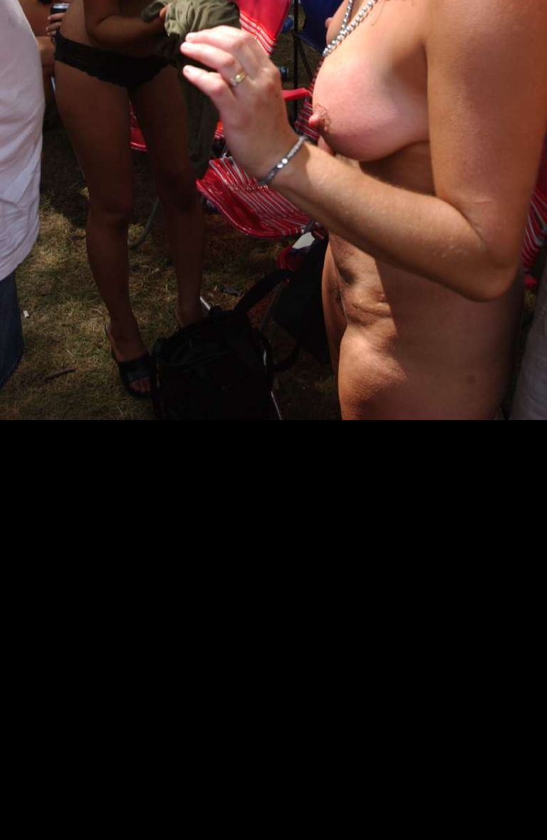 Bild 71731 von Schambereich in Kategorie Public Nude