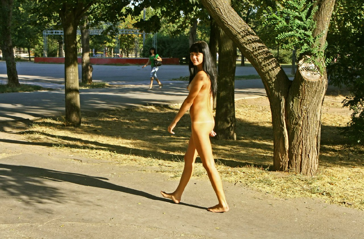 Bild 77077 von Schambereich in Kategorie Public Nude