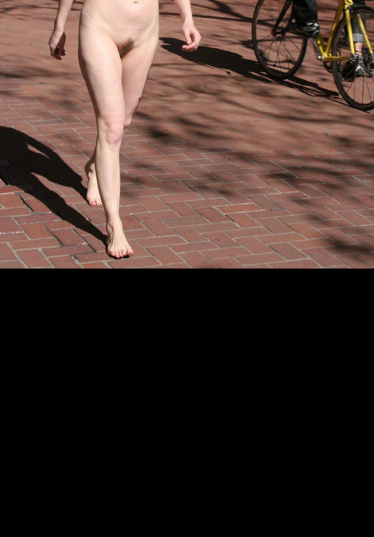 Bild 79748 von Schambereich in Kategorie Public Nude