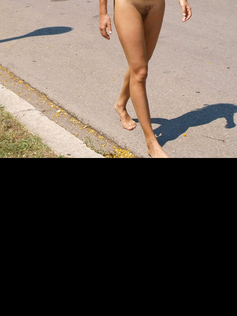Bild 68196 von Schambereich in Kategorie Public Nude