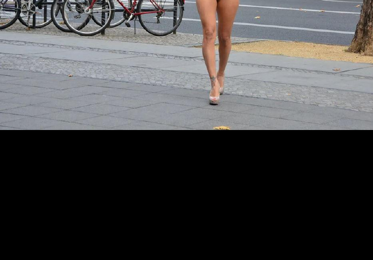 Bild 100227 von Vicco10777 in Kategorie Public Nude