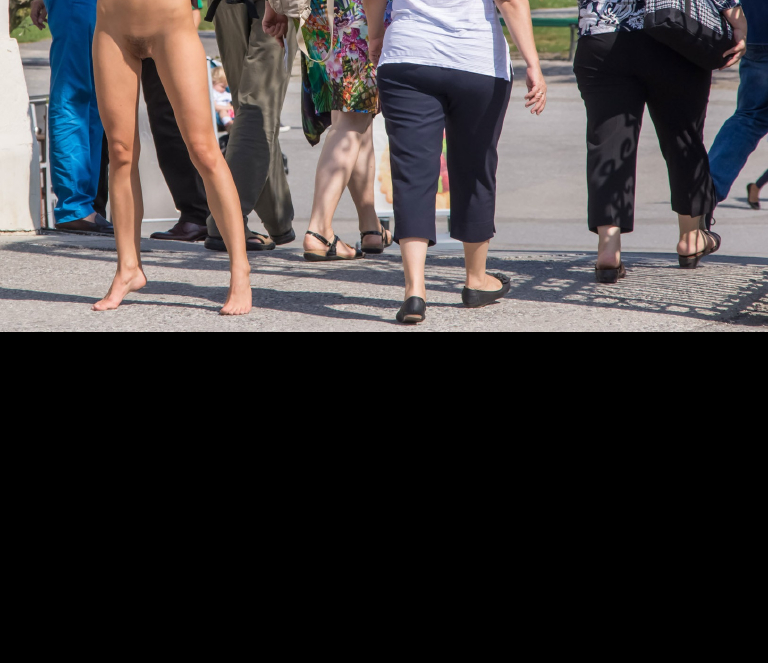 Bild 76584 von Schambereich in Kategorie Public Nude