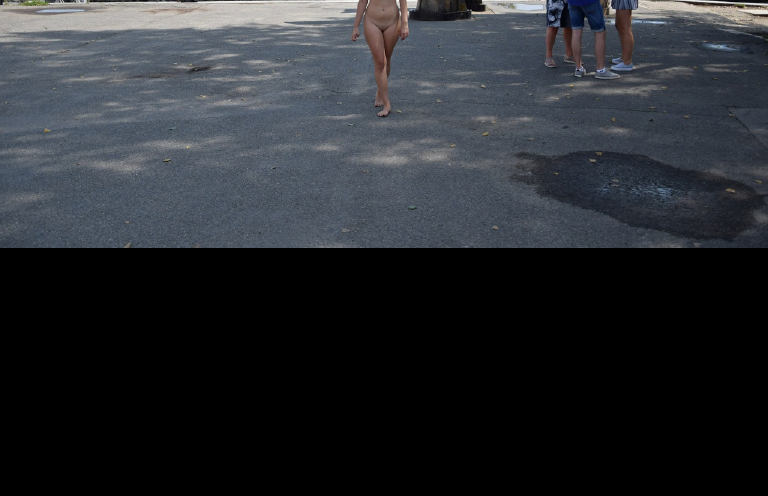 Bild 81377 von Schambereich in Kategorie Public Nude