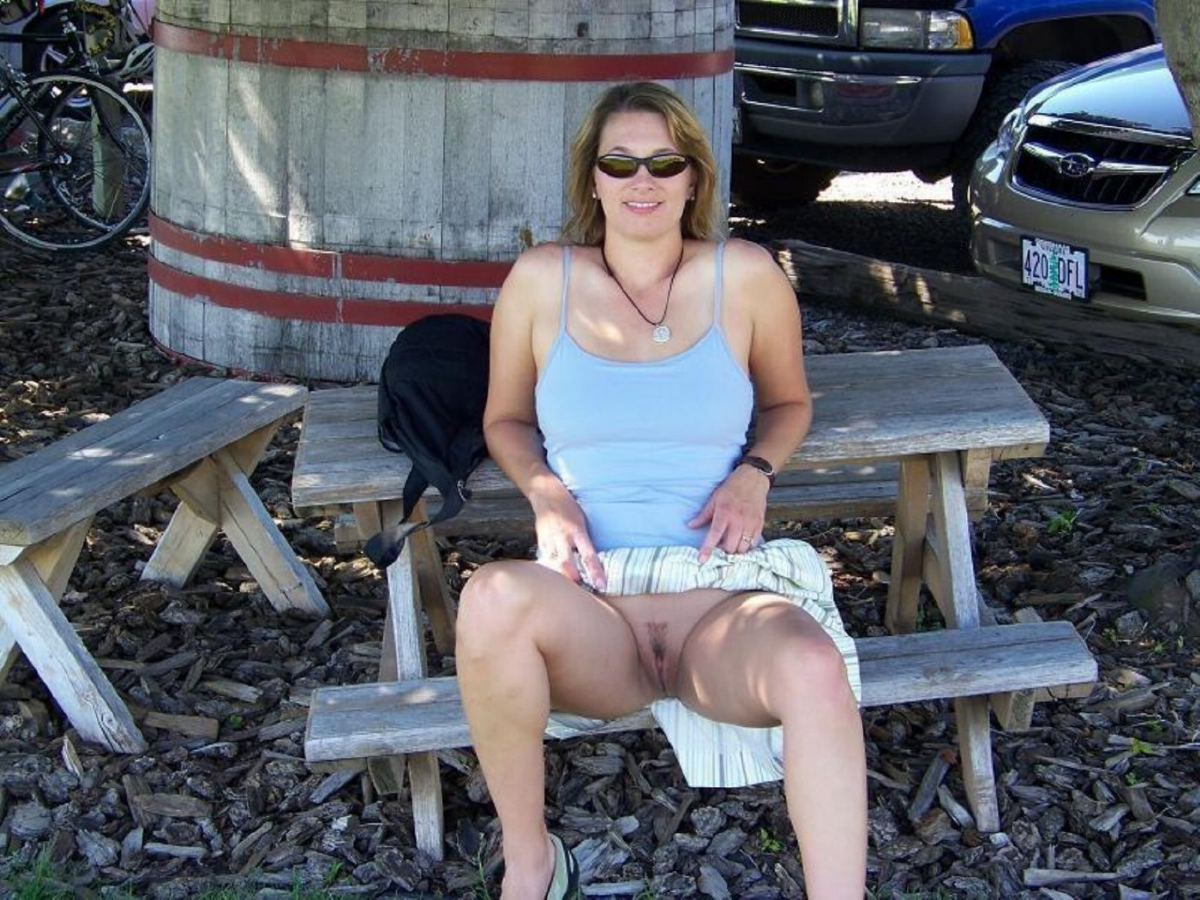 Bild 52447 von Schambereich in Kategorie Public Nude