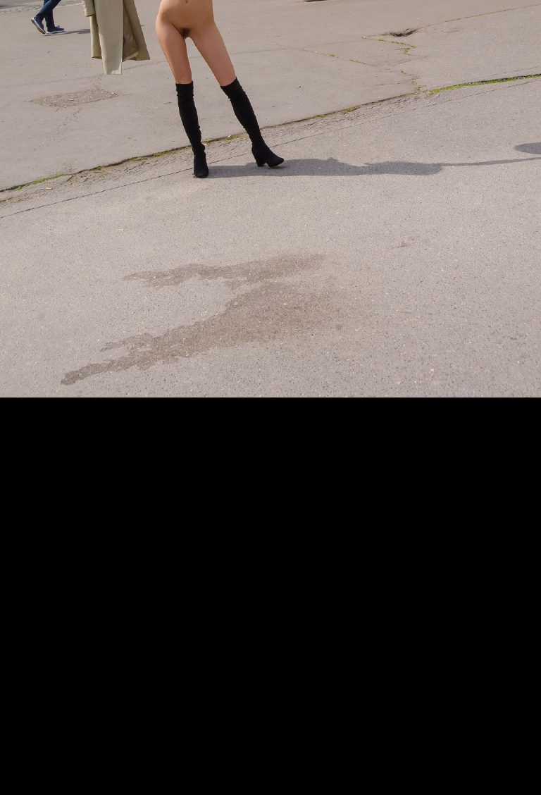 Bild 74886 von Schambereich in Kategorie Public Nude