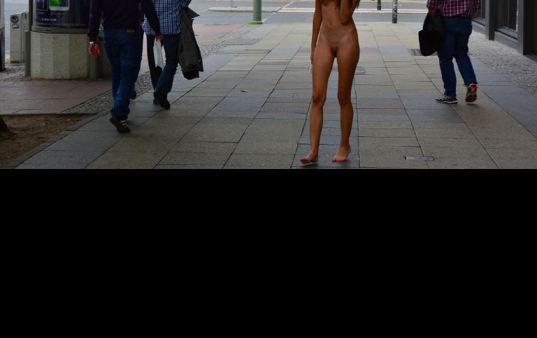 Bild 79803 von Schambereich in Kategorie Public Nude