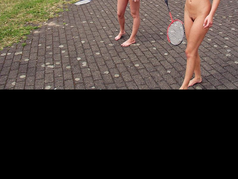 Bild 70397 von Schambereich in Kategorie Public Nude