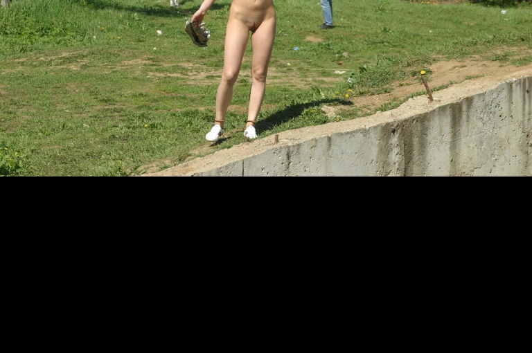Bild 72875 von Schambereich in Kategorie Public Nude