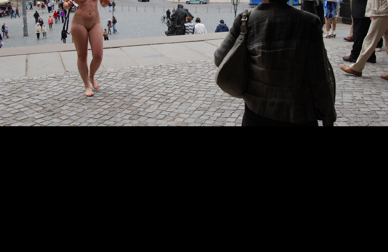 Bild 70091 von Schambereich in Kategorie Public Nude