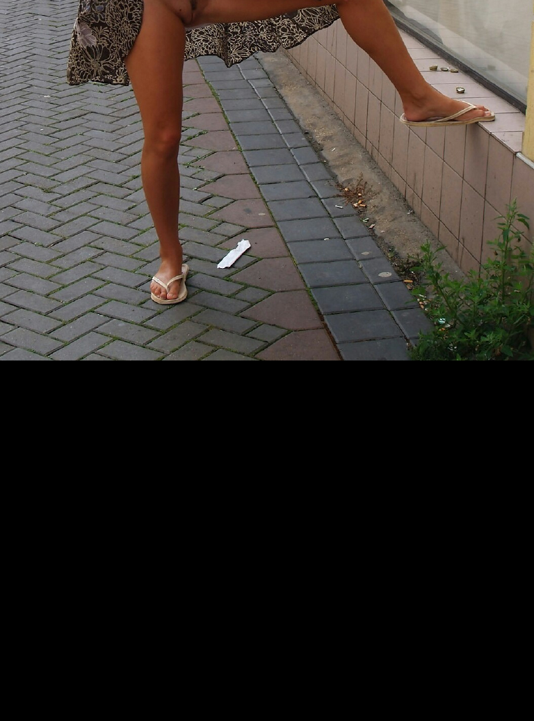 Bild 68935 von Schambereich in Kategorie Public Nude