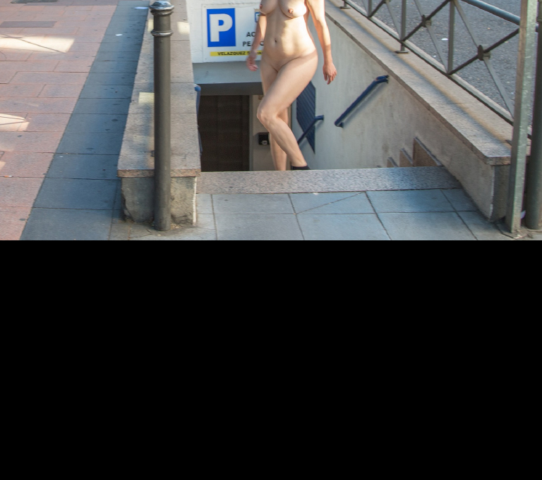 Bild 74934 von Schambereich in Kategorie Public Nude