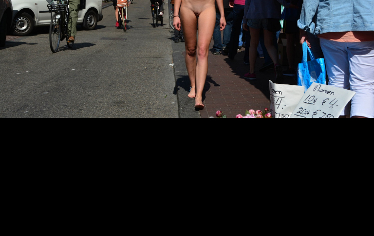 Bild 77381 von Schambereich in Kategorie Public Nude