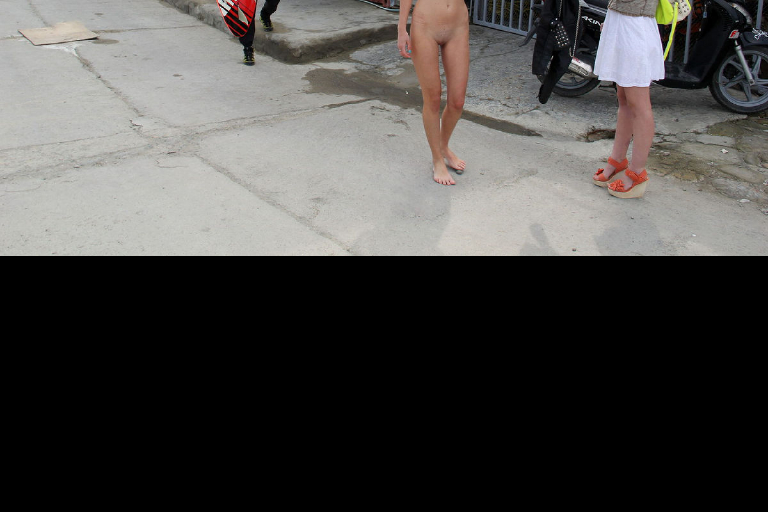 Bild 78616 von Schambereich in Kategorie Public Nude