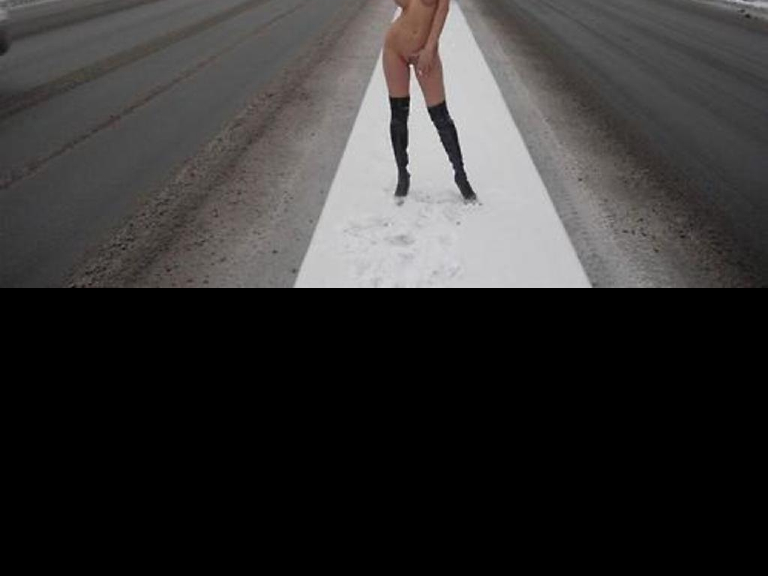 Bild 73321 von Schambereich in Kategorie Public Nude