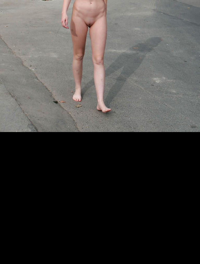 Bild 78575 von Schambereich in Kategorie Public Nude