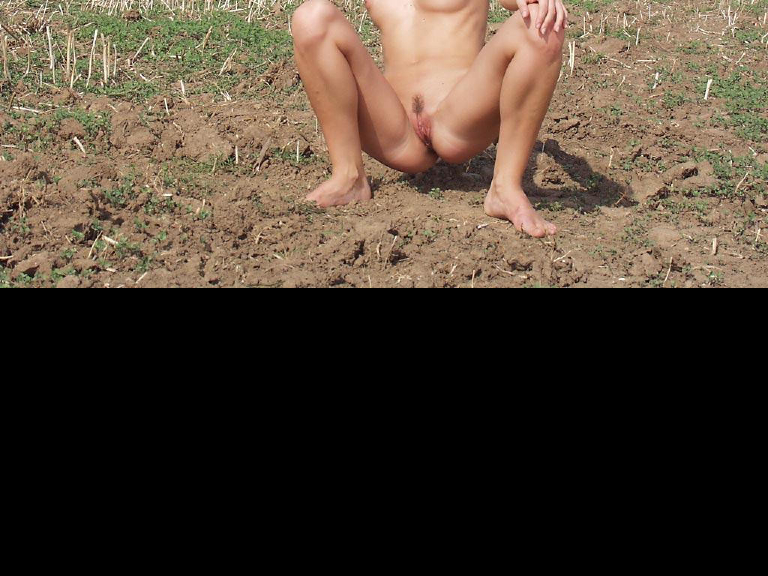 Bild 68812 von Schambereich in Kategorie Public Nude