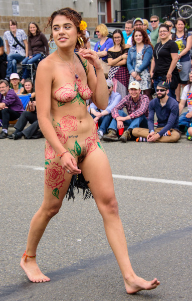 Bild 75147 von Schambereich in Kategorie Public Nude