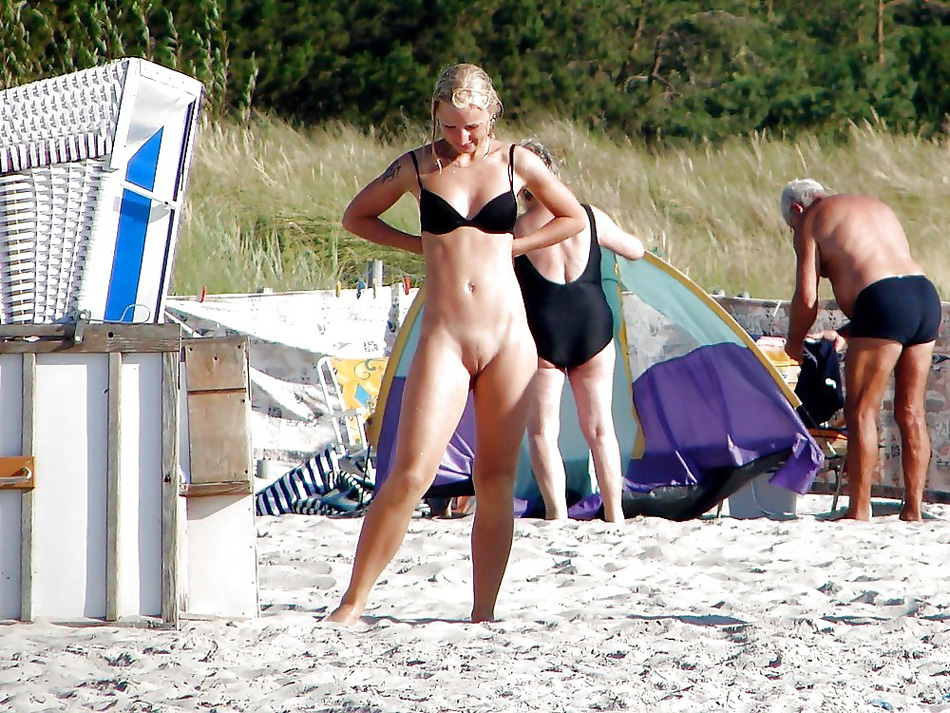 Bild 62876 von Schambereich in Kategorie Voyeurismus