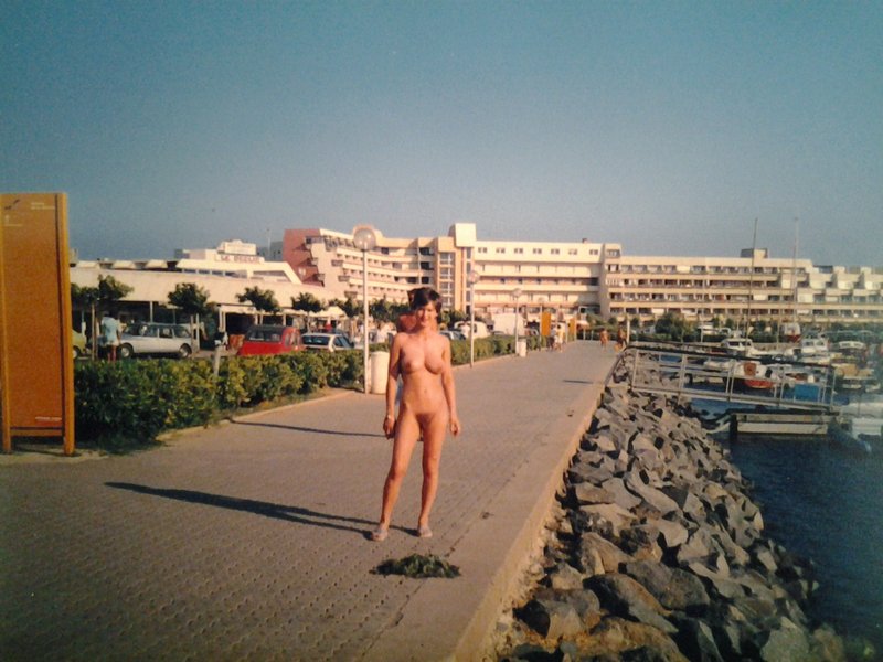 Bild 75847 von Schambereich in Kategorie Public Nude