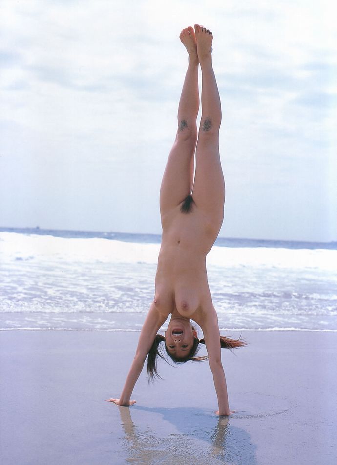 Bild 64506 von Schambereich in Kategorie Public Nude