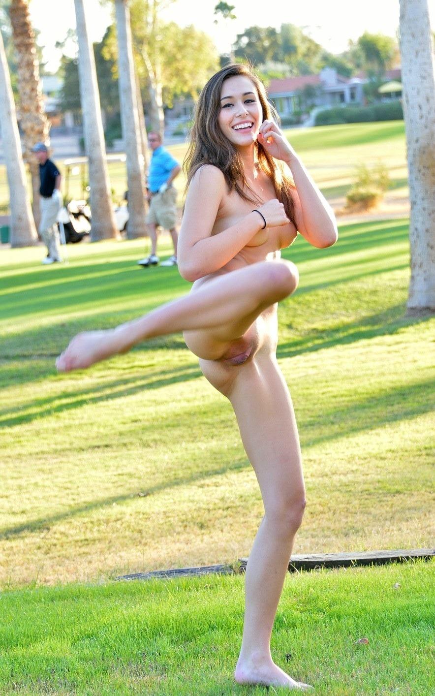 Bild 691209 von ClaudeAI in Kategorie Public Nude