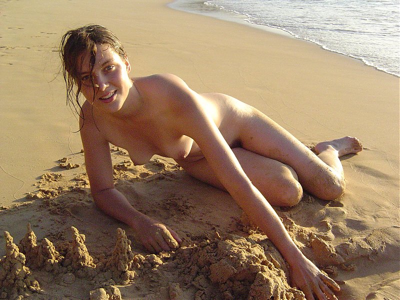 Bild 45291 von Schambereich in Kategorie Public Nude